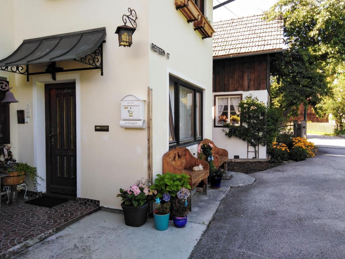 Haus Moni Lägenhet Bad Goisern Exteriör bild