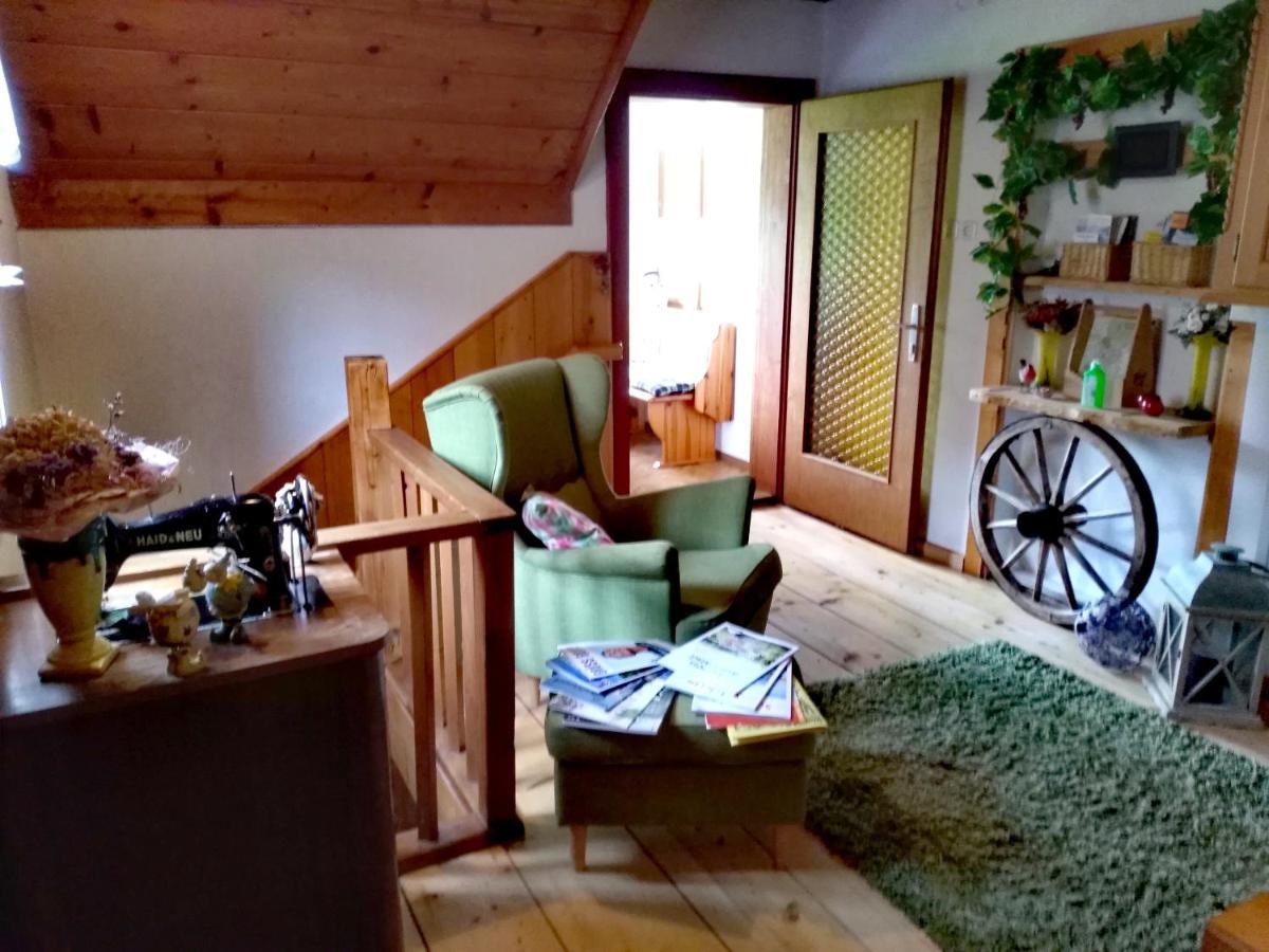 Haus Moni Lägenhet Bad Goisern Exteriör bild