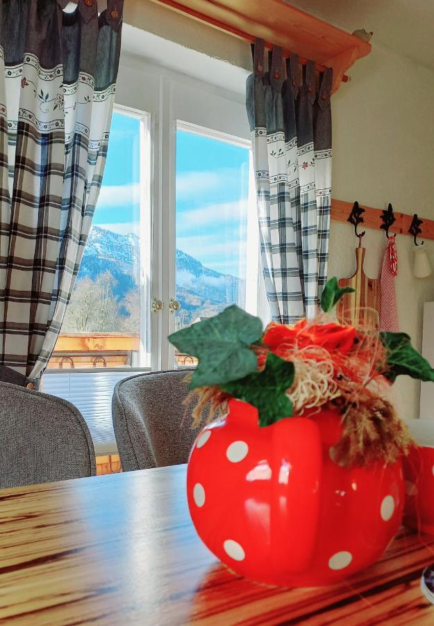 Haus Moni Lägenhet Bad Goisern Exteriör bild