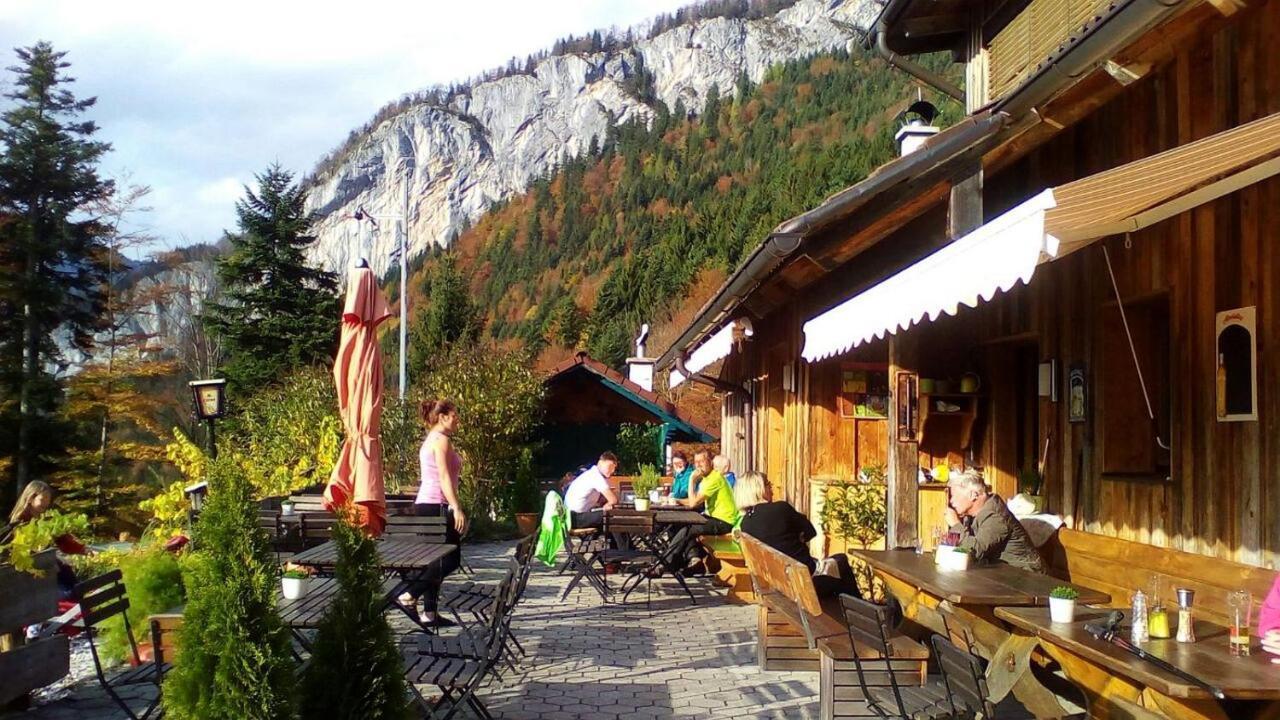 Haus Moni Lägenhet Bad Goisern Exteriör bild